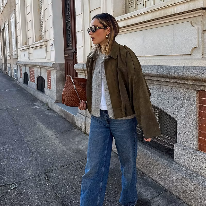 Sanne Oversized Suède Jasje | Luxe Suède, Tijdloos en Elegant 8