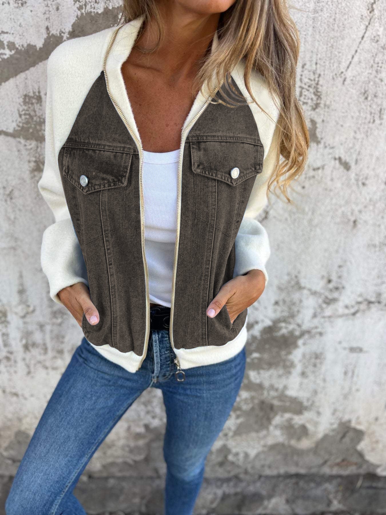Sarah Stijlvolle Damesjas, V-Hals, Trendy en Comfortabel